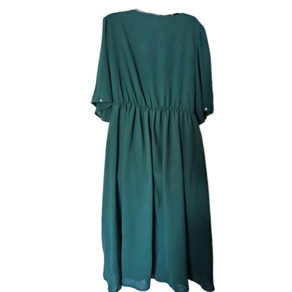BloomChic Surplice Dress Pearl Embellished Size XL 14/16 Green Dolman Sleeve - Picture 2 of 7